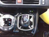 TOYOTA ESQUIRE 2019/Gi PREMIUM PKG BLACK-TAILORED/ZWR80G — 3
