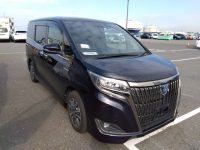 TOYOTA ESQUIRE 2019/Gi PREMIUM PKG BLACK-TAILORED/ZWR80G — 11