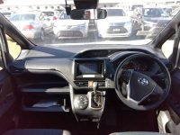 TOYOTA NOAH 2021/X/ZRR80G — 12