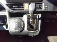 TOYOTA NOAH 2021/X/ZRR80G — 14