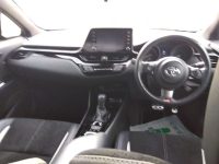 TOYOTA C-HR 2020/S GR SPORT/ZYX11 — 12