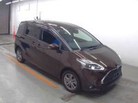 TOYOTA SIENTA 2021/G CUERO/NHP170G — 1
