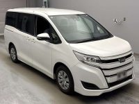 TOYOTA NOAH 2021/X/ZRR80G — 3