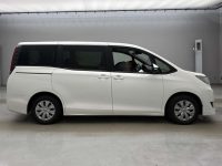 TOYOTA NOAH 2021/X/ZRR80G — 6
