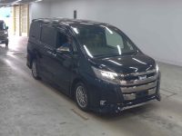 TOYOTA NOAH 2021/Si WxB 3/ZWR80W — 1