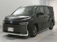 TOYOTA VOXY 2022/S-G/ZWR90W — 1