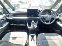 TOYOTA VOXY 2022/S-G/ZWR90W — 24