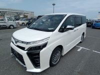 TOYOTA VOXY 2021/ZS KIRAMEKI3/ZWR80W — 12