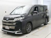 TOYOTA NOAH 2022/S-Z/ZWR90W — 1