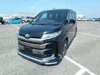 TOYOTA NOAH 2022/S-Z/ZWR90W — 12