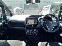 TOYOTA ESQUIRE 2021/Gi PREMIUM PKG BLACK-TAILORED/ZWR80G — 13