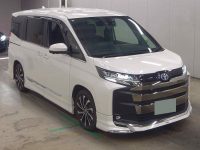 TOYOTA NOAH 2023/S-Z/ZWR90W — 1