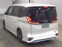 TOYOTA NOAH 2023/S-Z/ZWR90W — 2