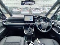 TOYOTA NOAH 2023/S-Z/ZWR90W — 17