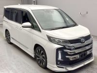 TOYOTA NOAH 2023/S-Z/ZWR90W — 3