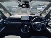 TOYOTA NOAH 2023/S-Z/ZWR90W — 27