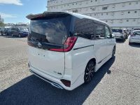 TOYOTA NOAH 2023/S-Z/ZWR90W — 31